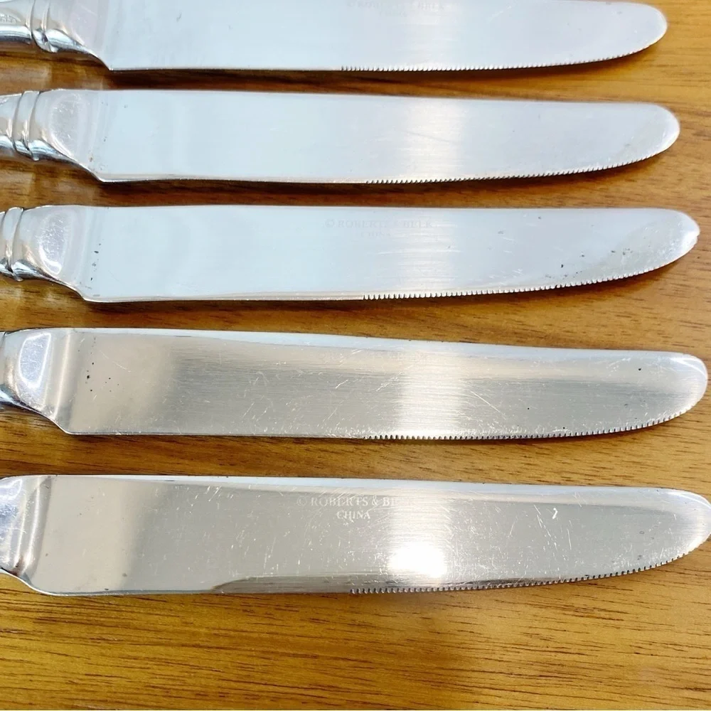 Roberts & Belk Lot of 6 Dinner Knives Continental Bead Discontinued Grp B